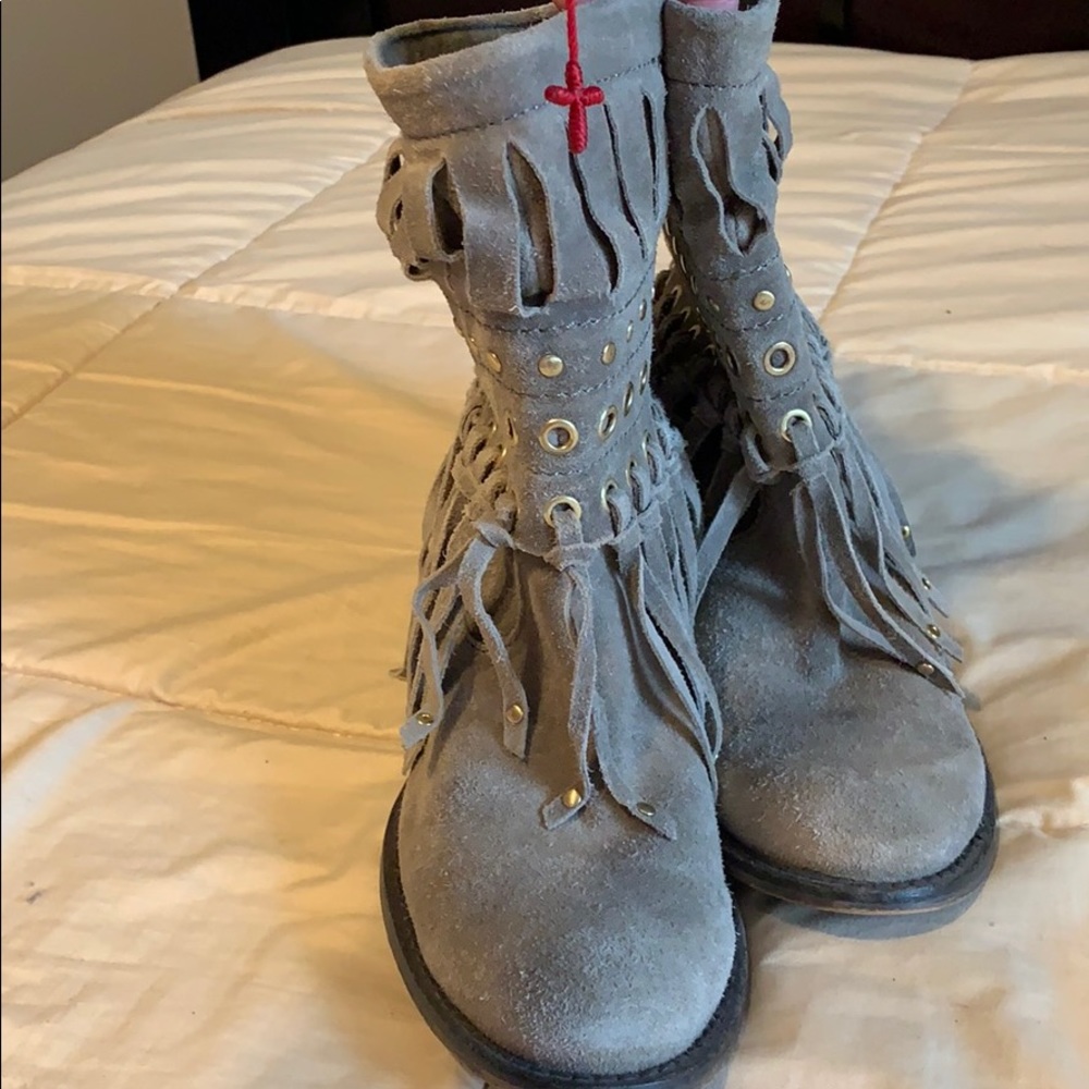 Booties - Picture 3 of 5